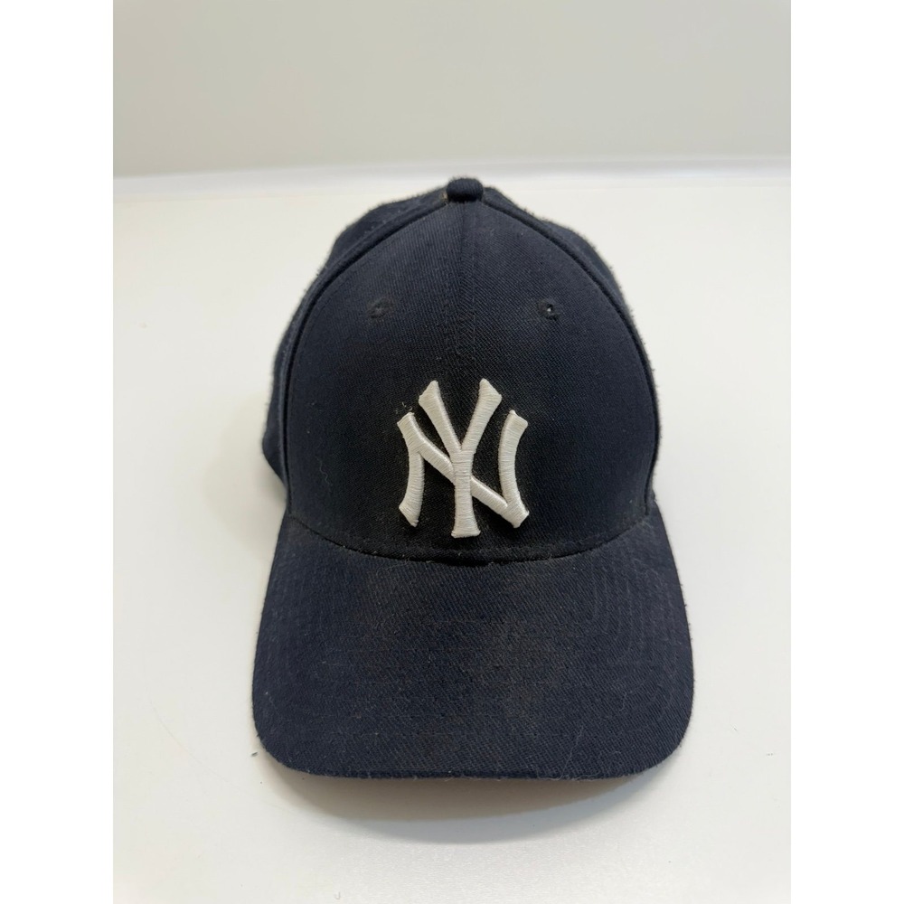New Era New York Yankees 39THIRTY Hat S/M Navy Blue White NY MLB Flex Fit.